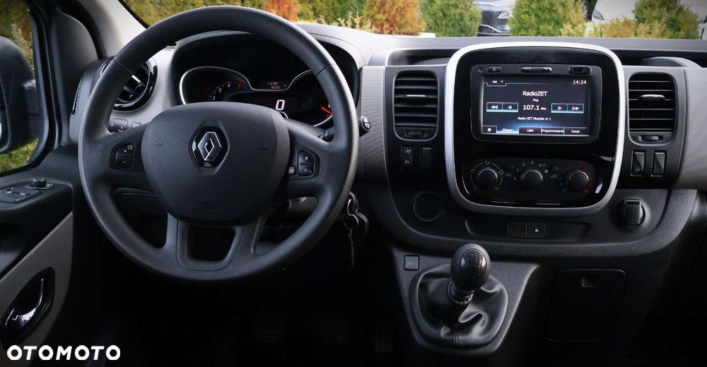 Renault Trafic - 12