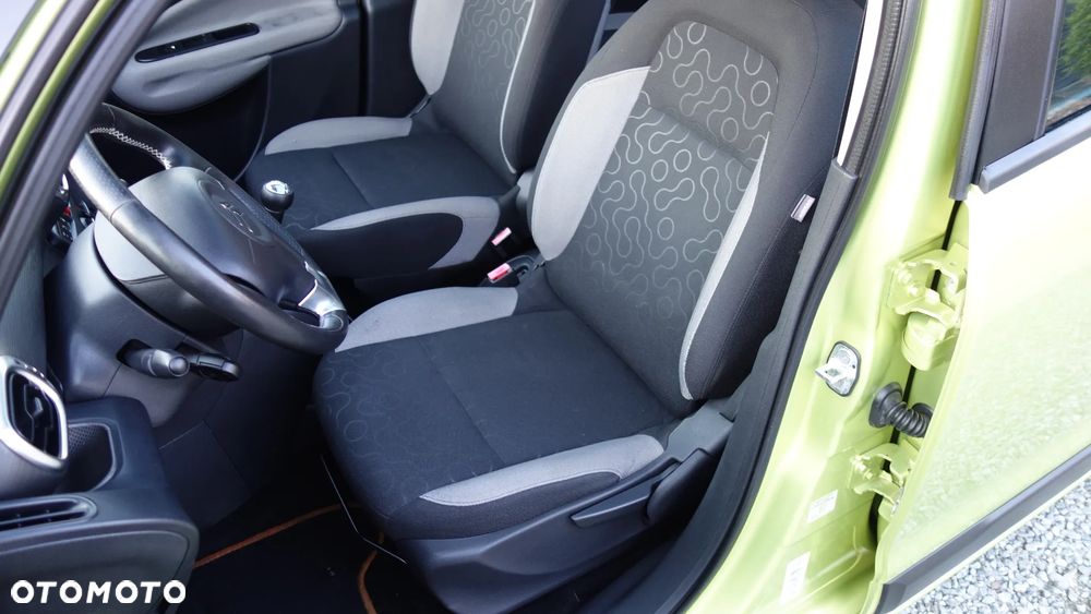 Citroën C3 Picasso 1.4i Exclusive - 24