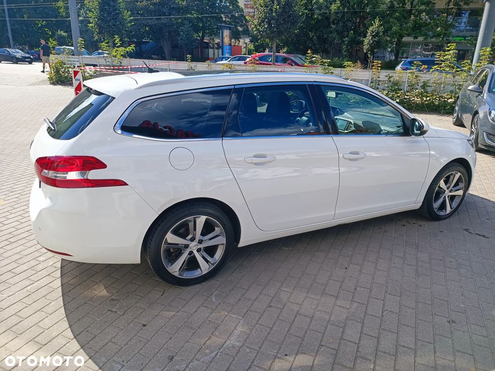 Peugeot 308 130 e-THP Stop & Start Allure - 10