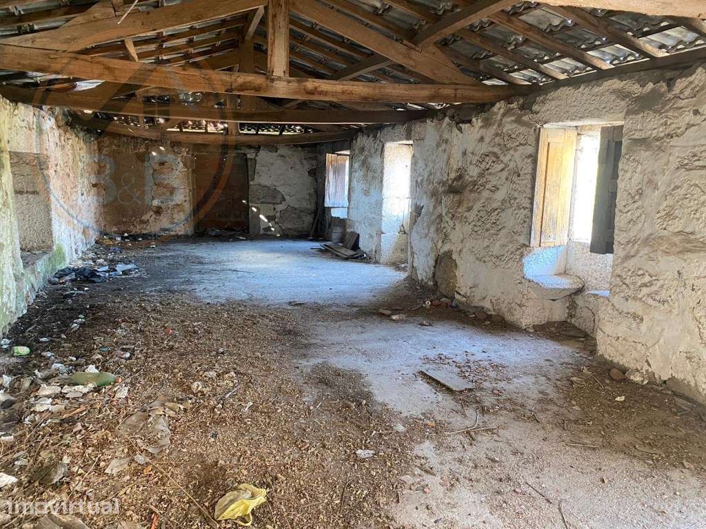 Casa Rústica em Pedra para Recuperar - Boadela, Pedraça | Cabeceira... - Grande imagem: 3/16