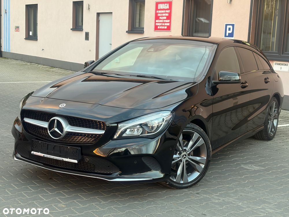 Mercedes-Benz CLA 200 d Urban - 2