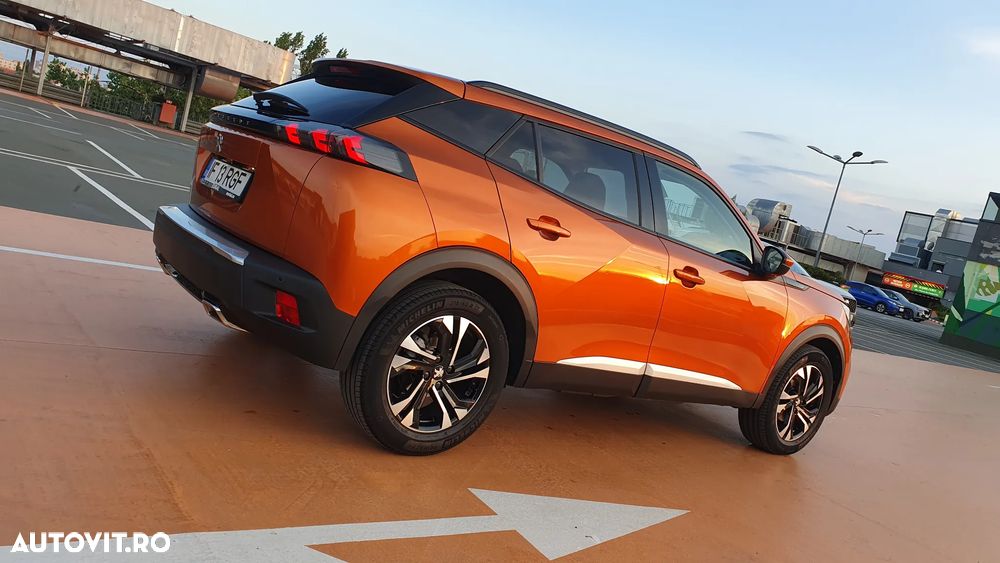 Peugeot 2008 1.2 PureTech EAT8 STT GT - 31