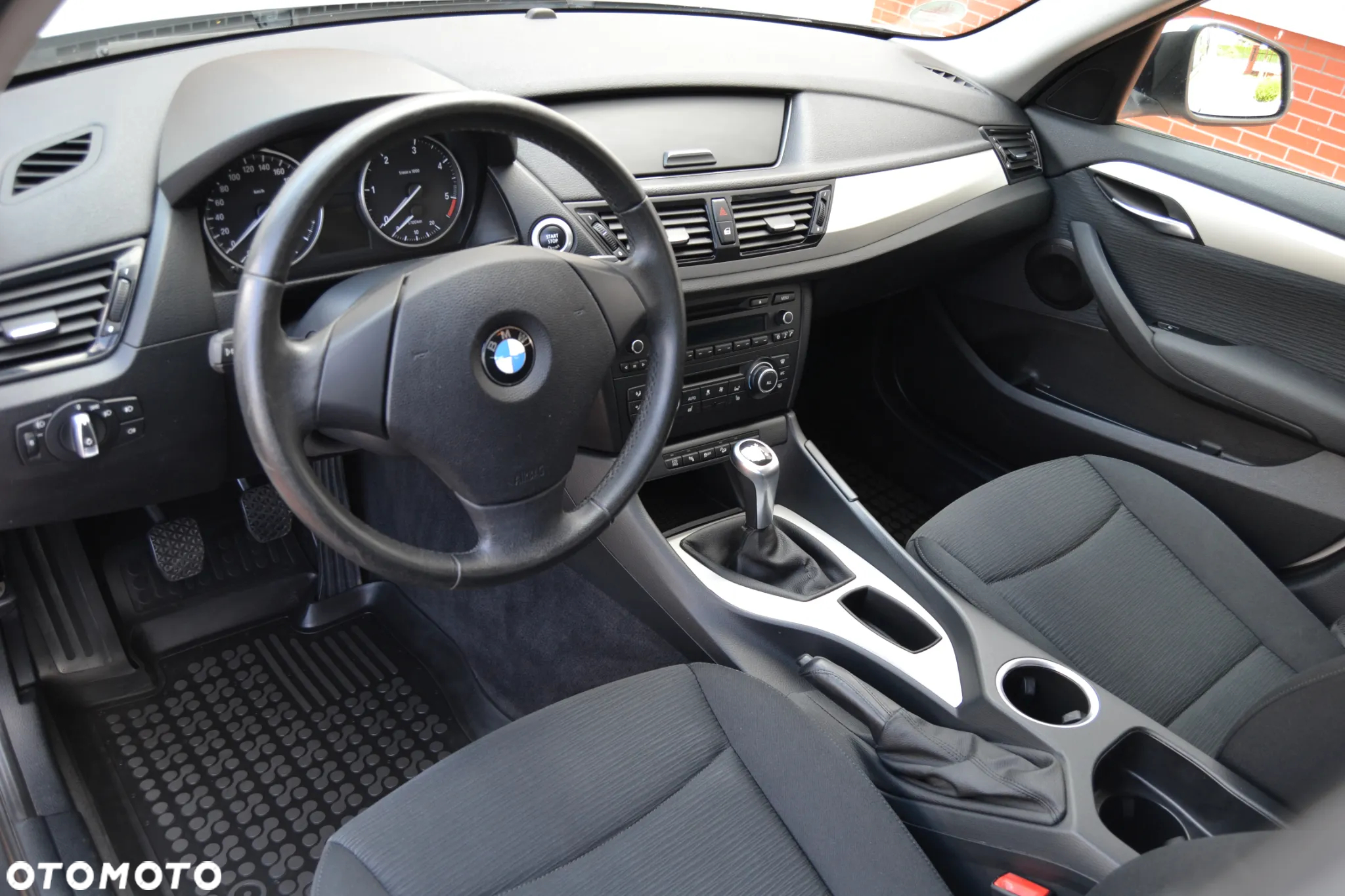 BMW X1 xDrive18d - 17