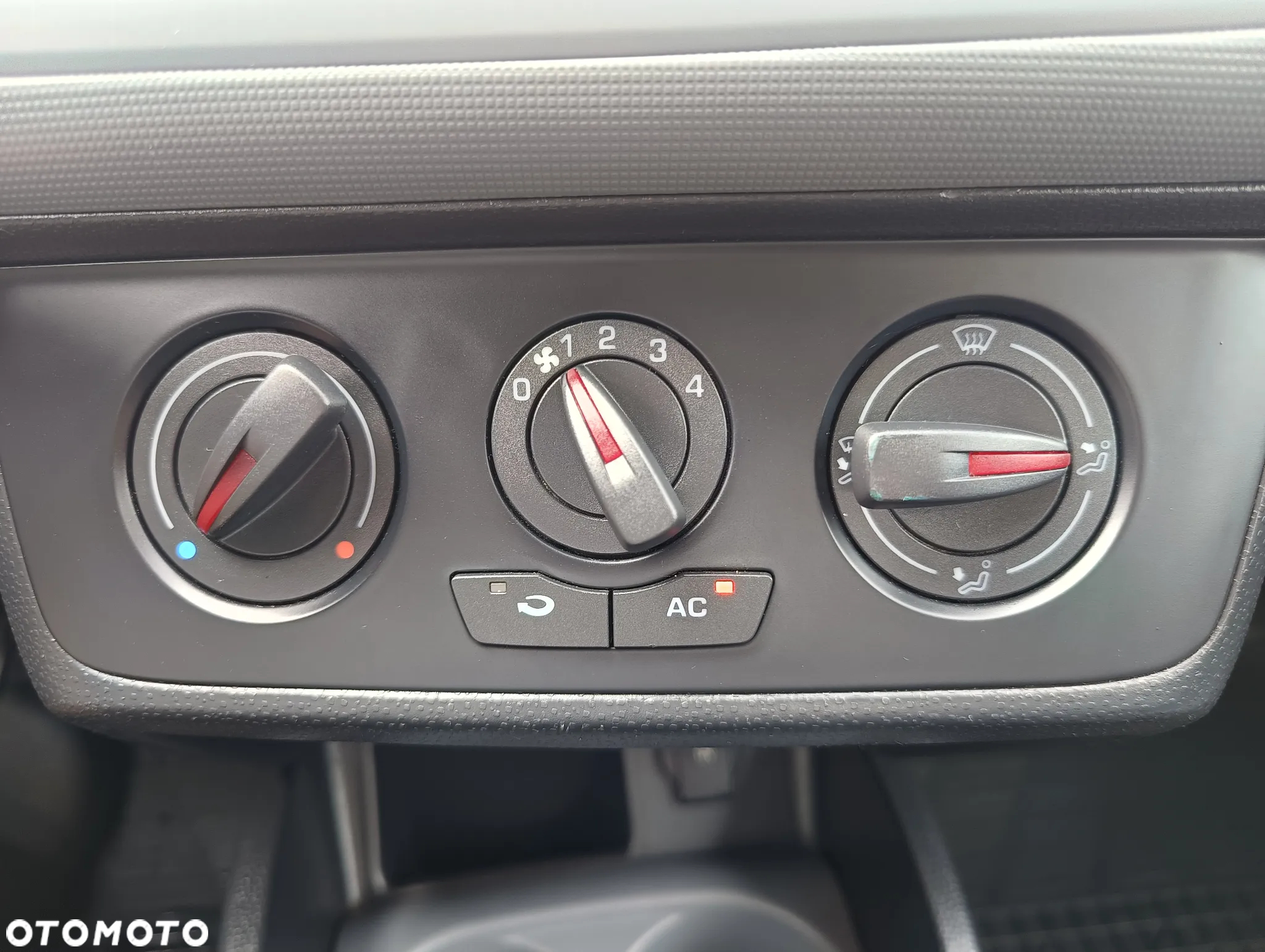 Seat Ibiza 1.4 16V Reference - 19