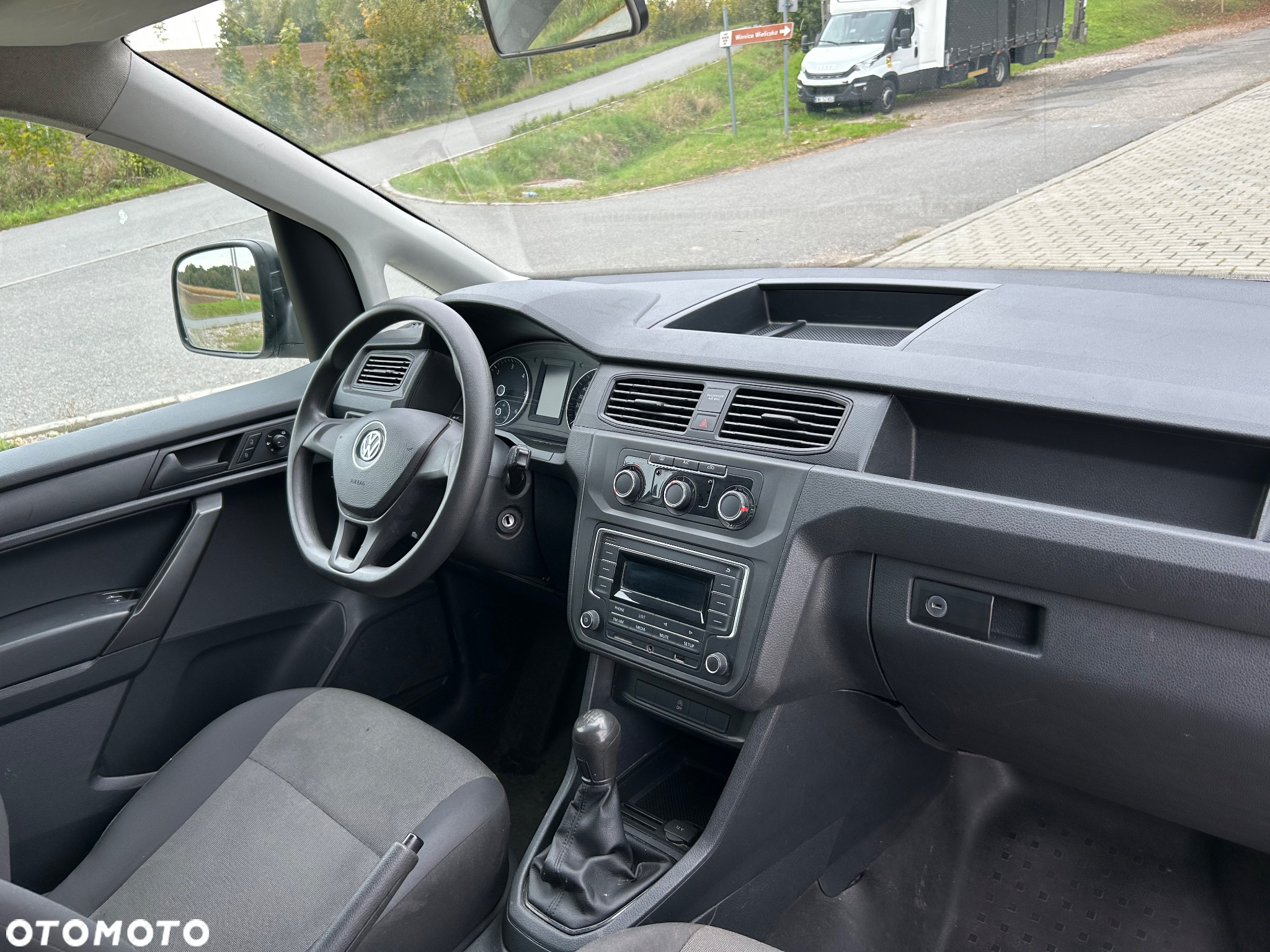 Volkswagen Caddy - 10