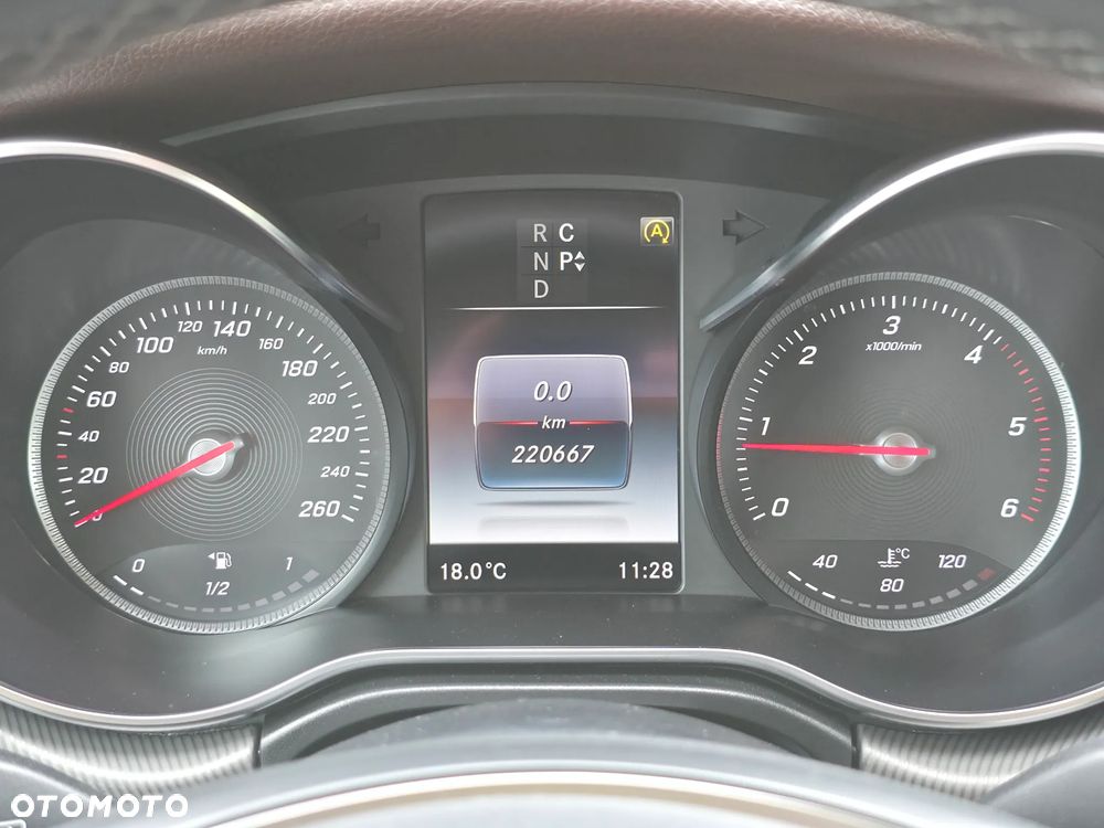 Mercedes-Benz Klasa V 250 d 4-Matic Avantgarde 7G-Tronic (długi) - 34