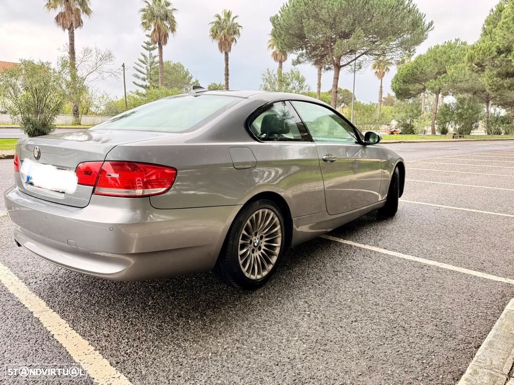 BMW 320 d Coupe Auto - 2