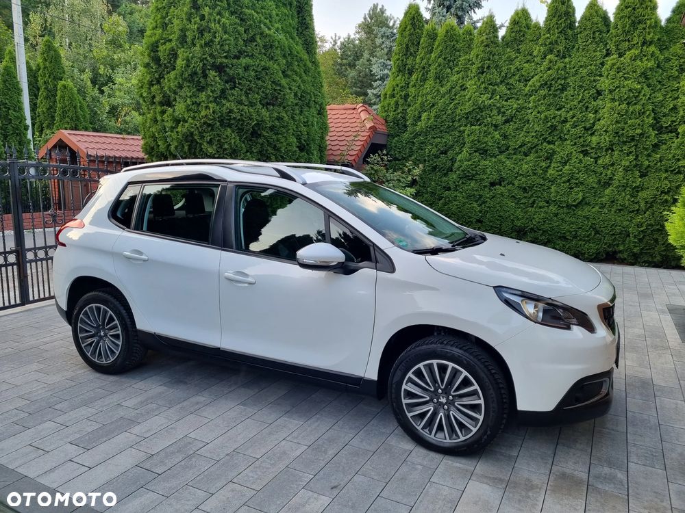Peugeot 2008 1.2 Pure Tech Active EU6 - 11