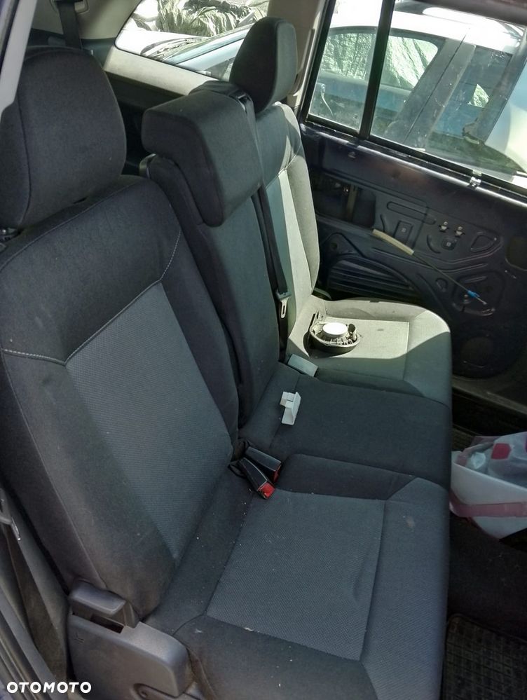 Opel Zafira B (05-08r.) 1.9CDTI 119KM. Silnik LPM Z19DT 5153631 Skrzynia MZ4 /  M32   [Przeł. 3.65] (OEM 55561228) lakier Z20Z (Z 20Z) (20Z), 4DU .Cały na części.GWARANCJA !!! Przód Tył Zestaw Komplet Drzwi Klapa Zderzak Błotnik Maska Grill Atrapa Szyba Pas Lampa Lusterko Boczki Fotel Kanapa Kokpit Deska Rozdzielcza Przełącznik Włącznik Sterownik Przewody Wiązka Instalacja Moduł Komputer Czujnik Listwa Pompa Alternator Wtryski Głowica Rozrusznik Kompresor Sprzęgło Dwumas Silnik Skrzynia ABS Klimatyzacji Paliwa Wspomagania Kolektor Turbina Przepustnica Zawór Chłodnica Koło Hak Belka Sanki Zawieszenie Mcpherson Półoś Amortyzator Wydech Tłumik Zacisk Most - 12
