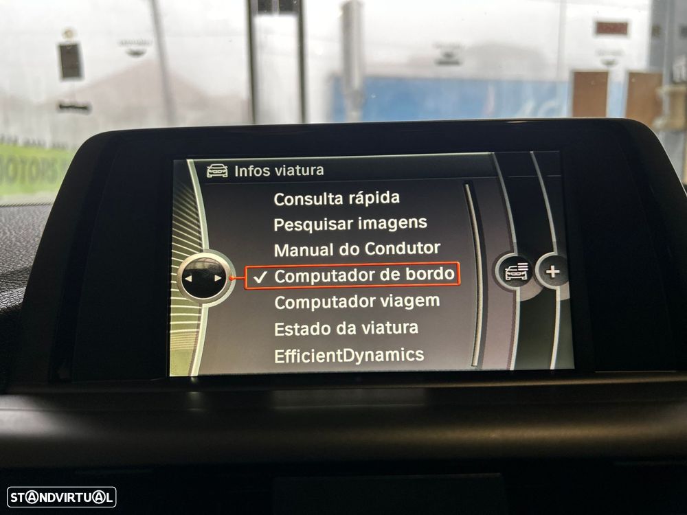 BMW 118 dA Line Sport - 30