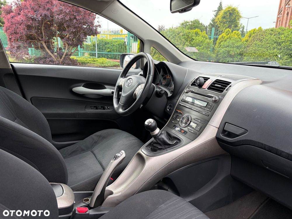 Toyota Auris 1.6 VVT-i Terra Start - 5