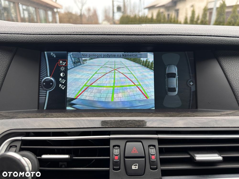 BMW Seria 7 730d - 29