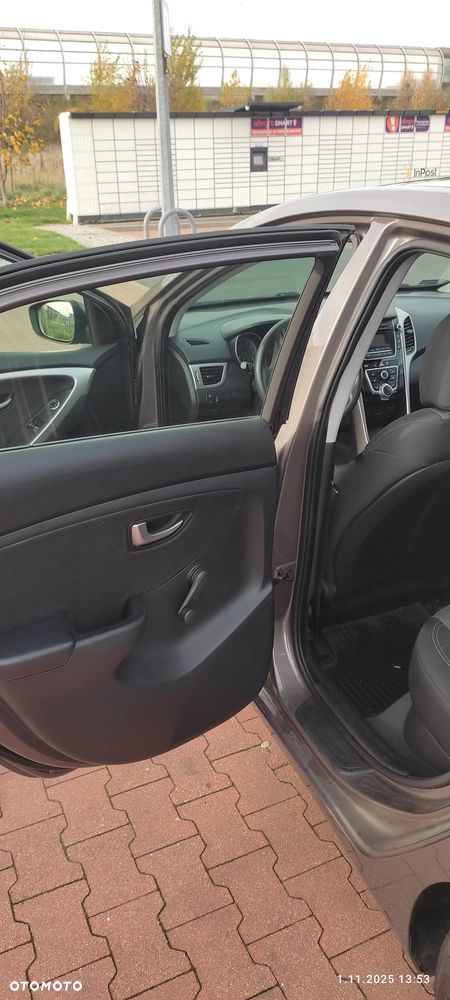 Hyundai i30 1.4 Classic + - 14