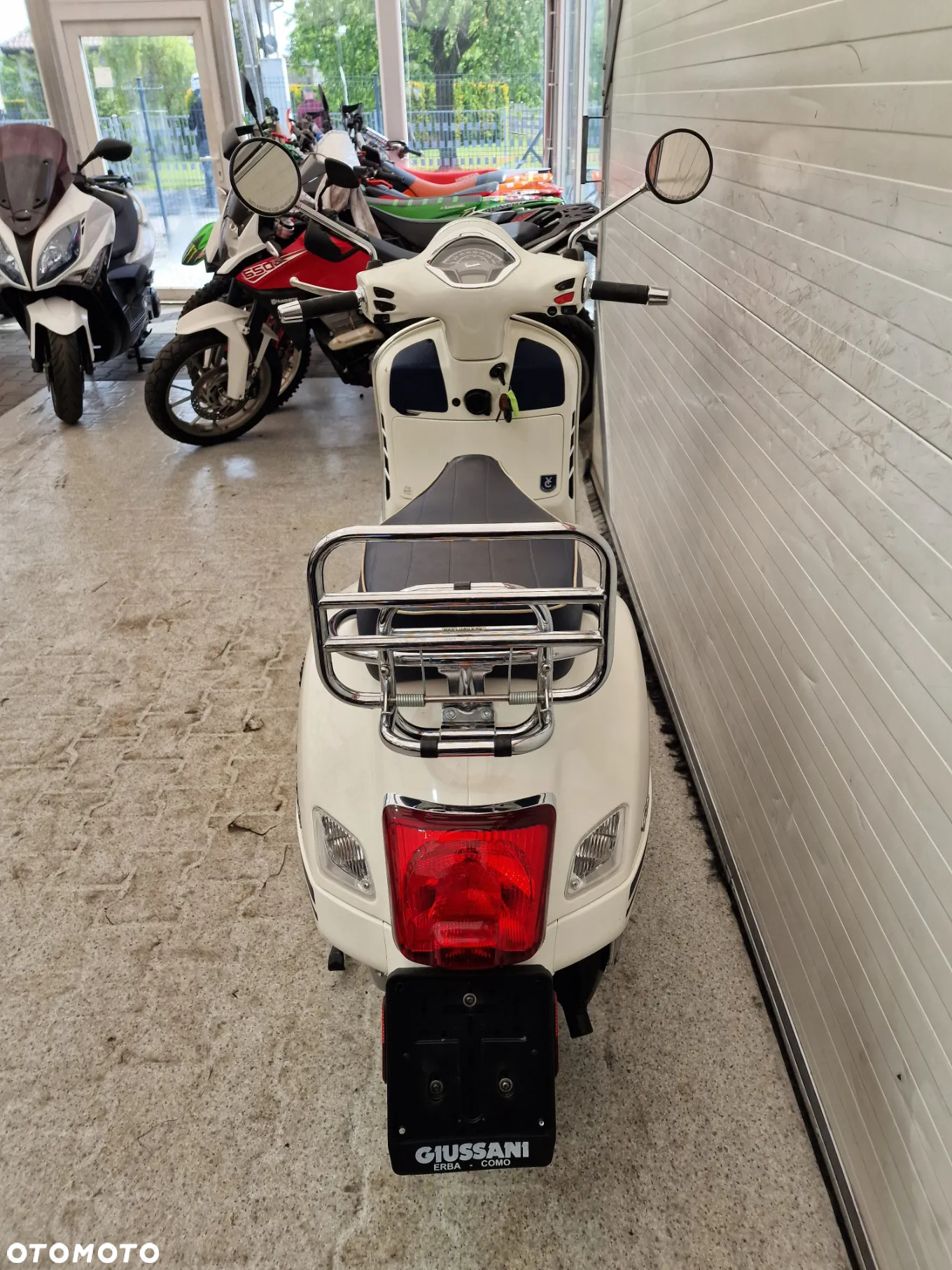 Piaggio Vespa - 6