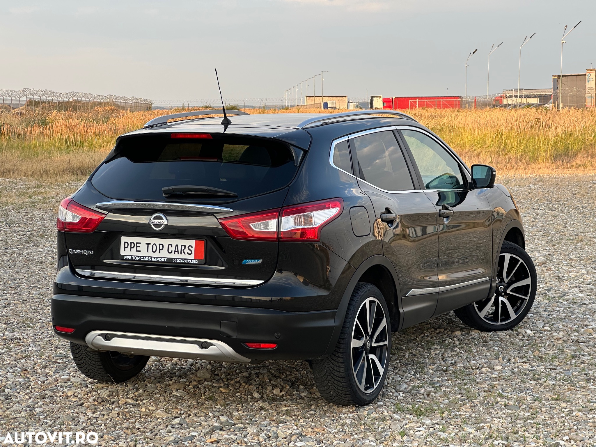 Nissan Qashqai 1.5 DCI TEKNA+ - 6