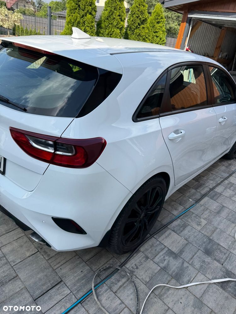 Kia Ceed 1.5 T-GDI Business Line - 11