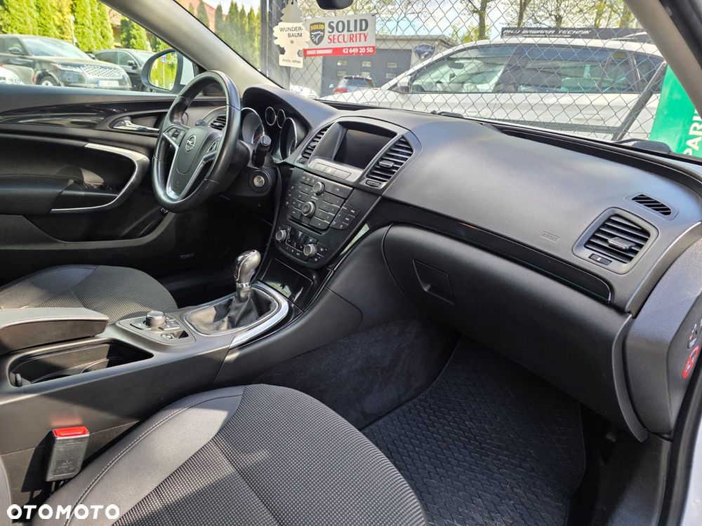 Opel Insignia 2.0 CDTI 4x4 - 19