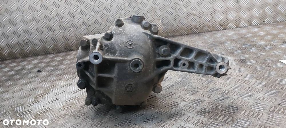 DYFERENCJAŁ MOST PRZÓD MERCEDES ML I W163 3.2 V6 ML320 AUTOMAT - 2