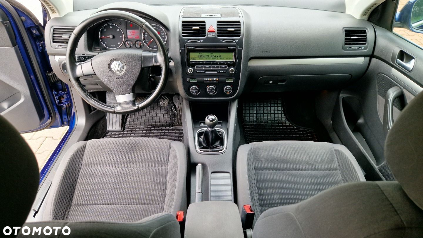 Volkswagen Golf 1.9 TDI DPF Edition BlueMotion - 14