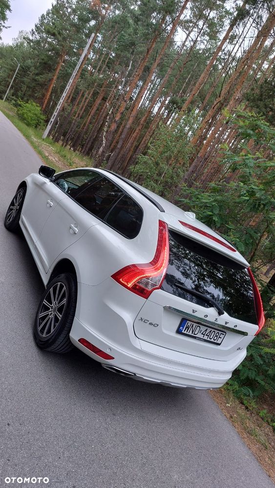Volvo XC 60 D4 Drive-E Momentum - 10