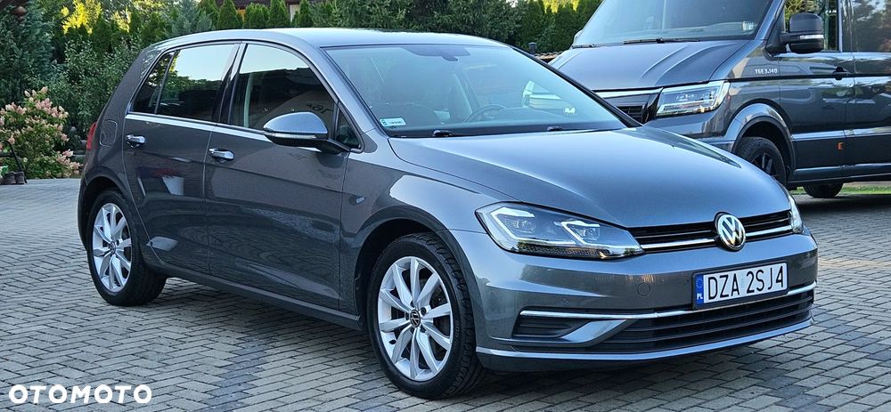 Volkswagen Golf - 4