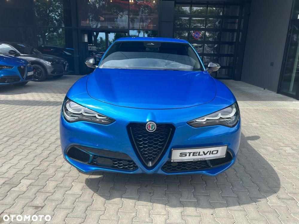 Alfa Romeo Stelvio - 3