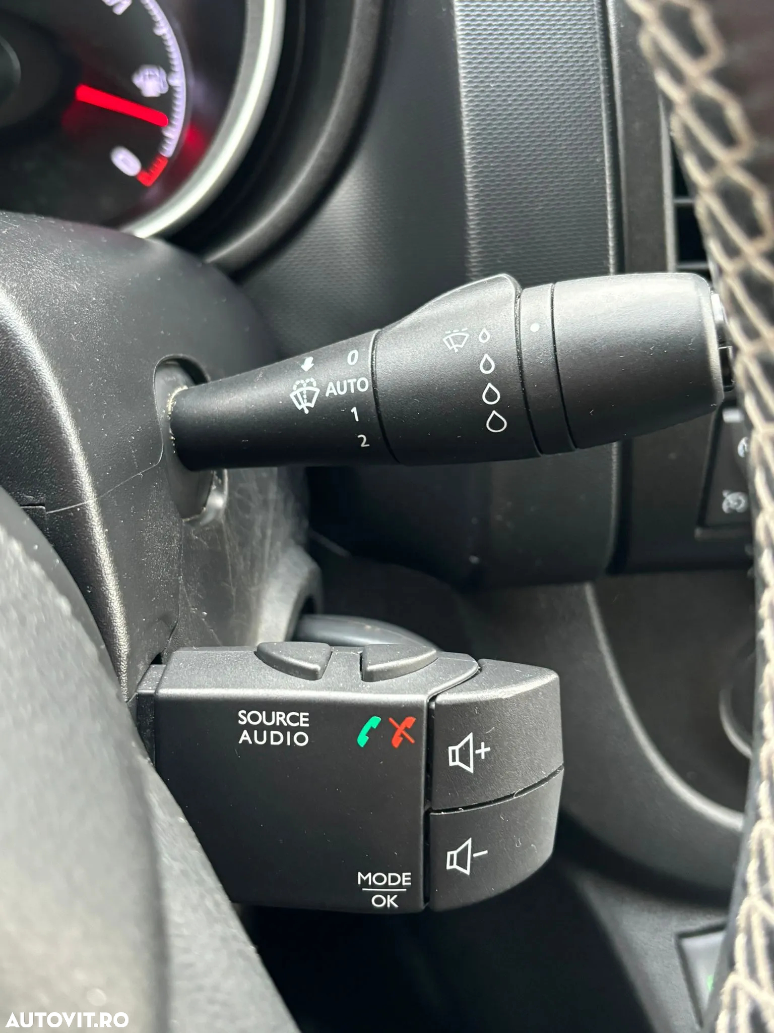 Opel VIVARO - 21