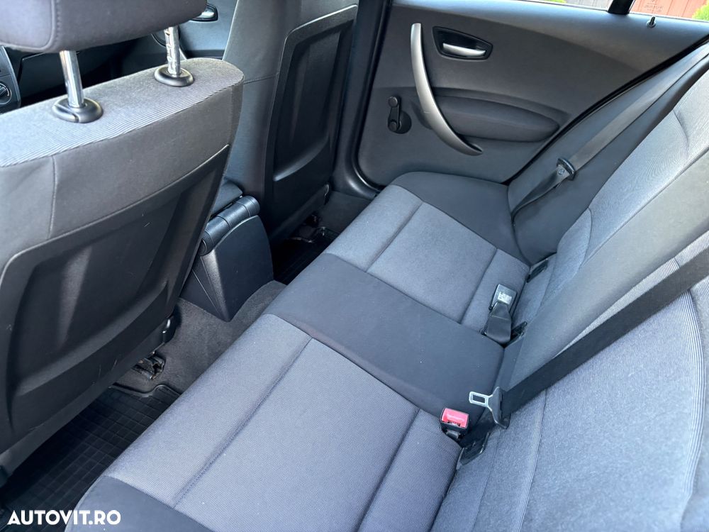 BMW Seria 1 116i - 7