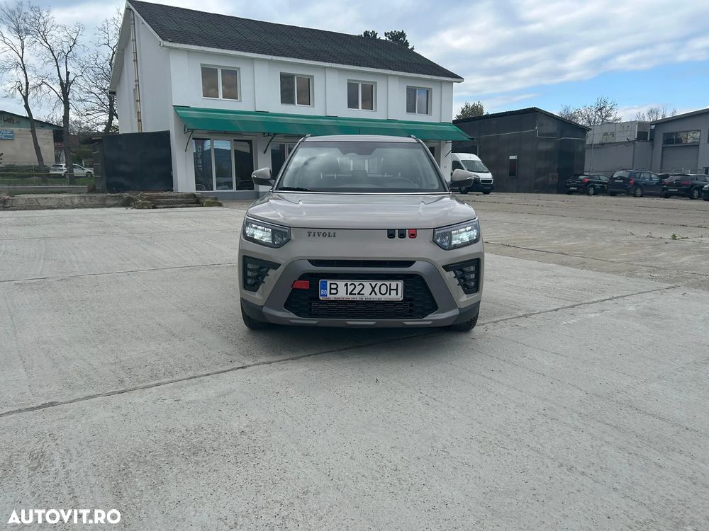 SsangYong Tivoli - 1