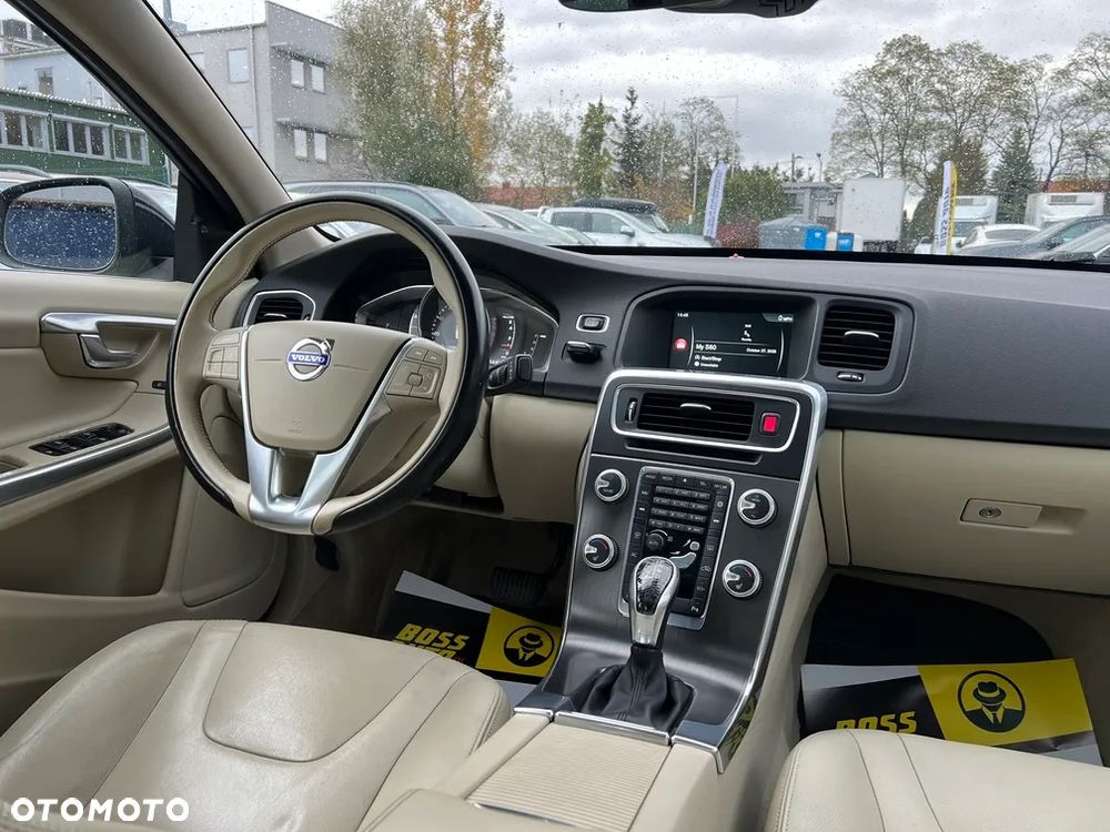 Volvo S60 T5 Drive-E Momentum - 12