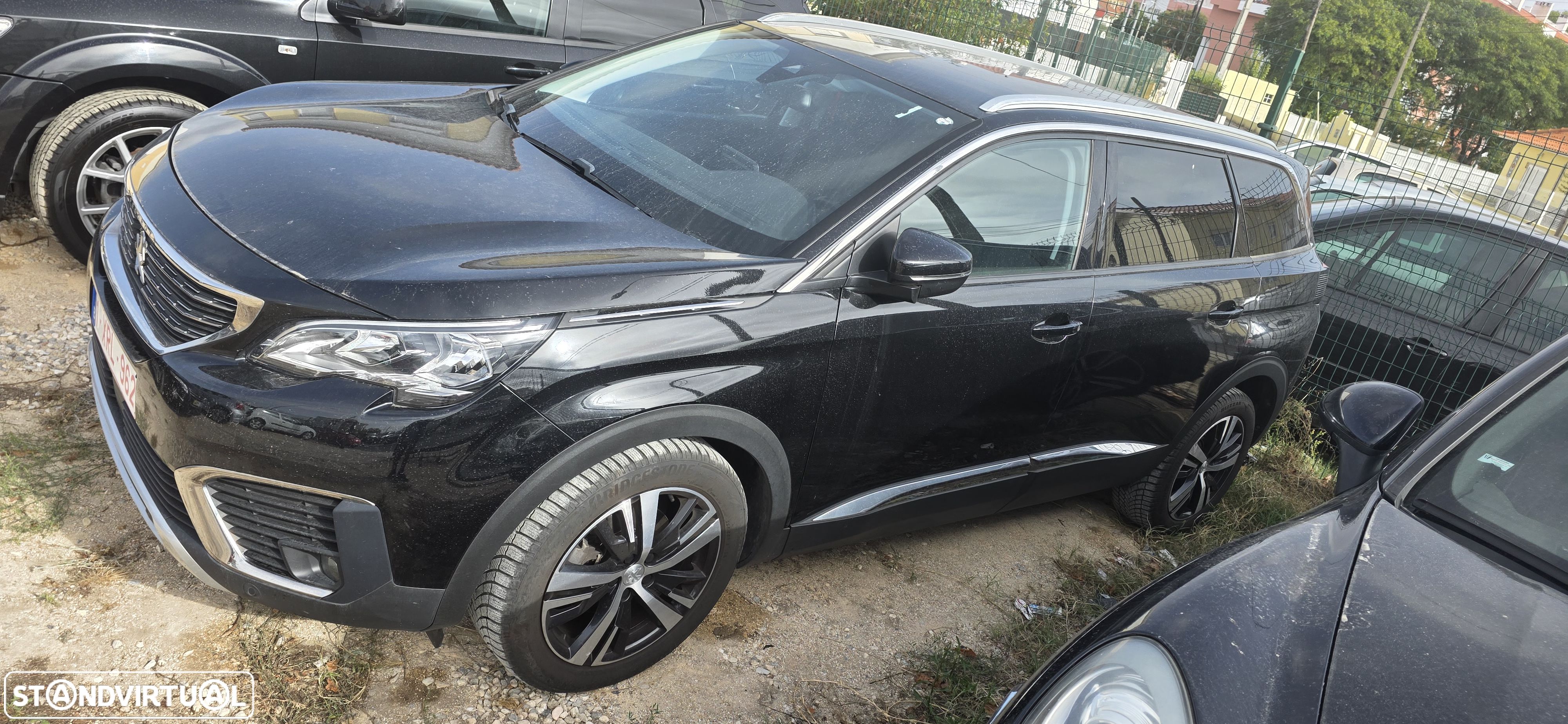 Peugeot 5008 1.2 PureTech GT - 1