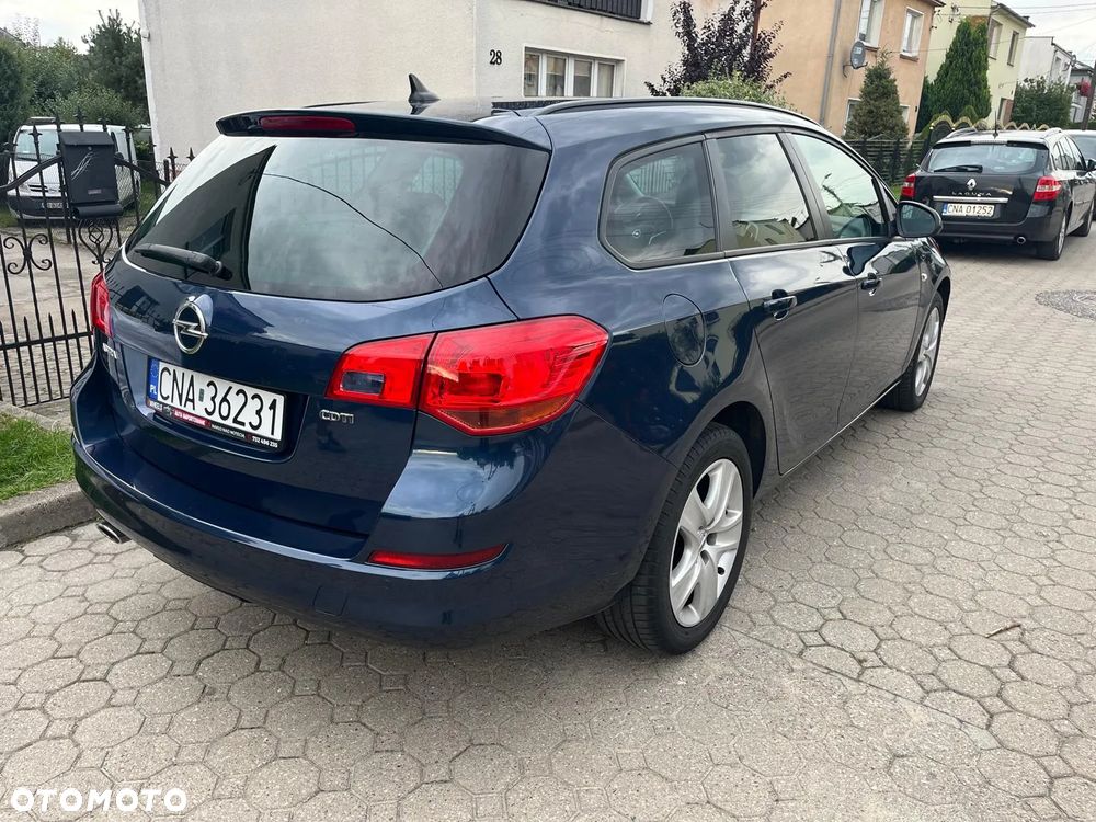 Opel Astra 2.0 CDTI DPF Sports Tourer Innovation - 6