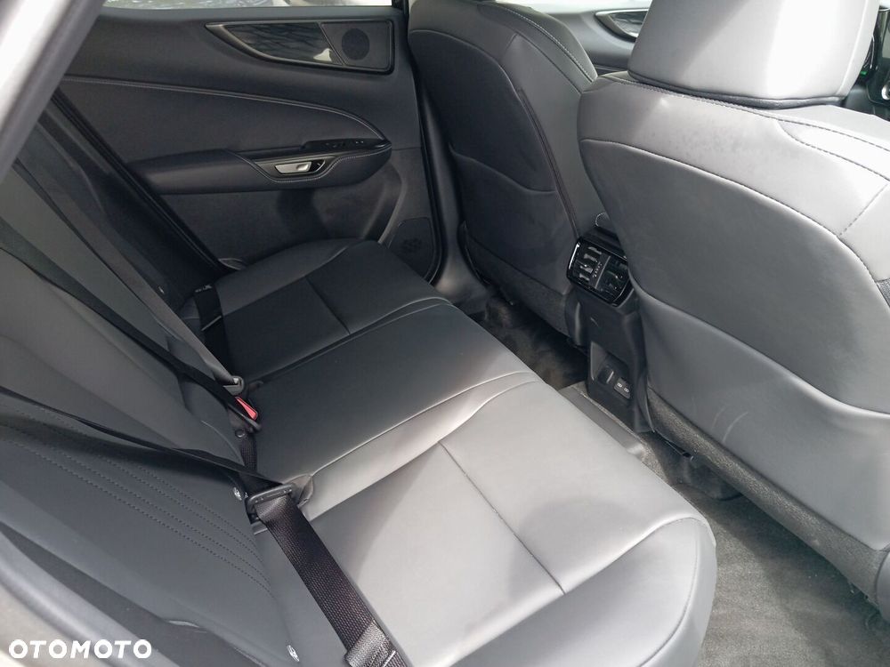 Lexus NX - 12