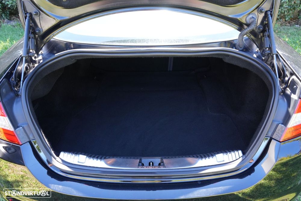 Jaguar XF 2.2 D Luxury - 9