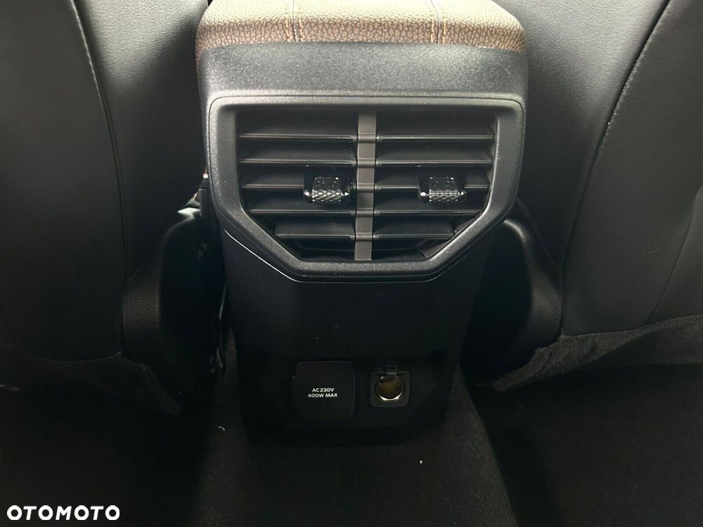 Volkswagen Amarok - 30
