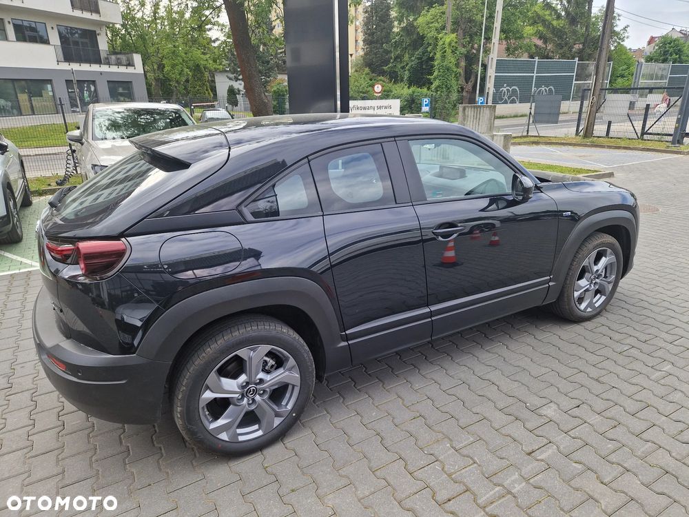 Mazda MX-30 - 9