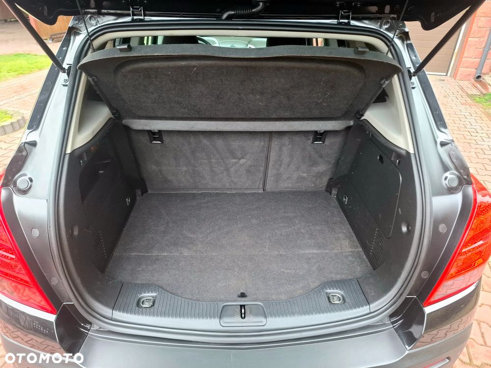 Chevrolet Trax 1.4T AWD LS - 33