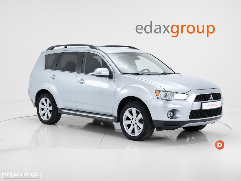 Mitsubishi Outlander - 2