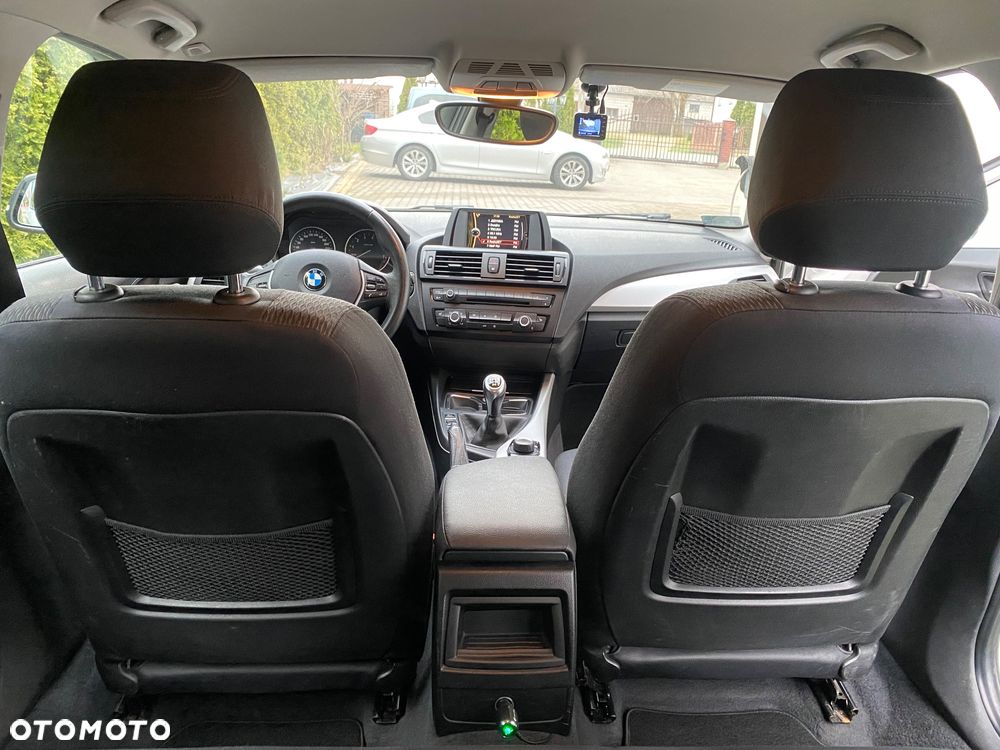 BMW Seria 1 118i - 11