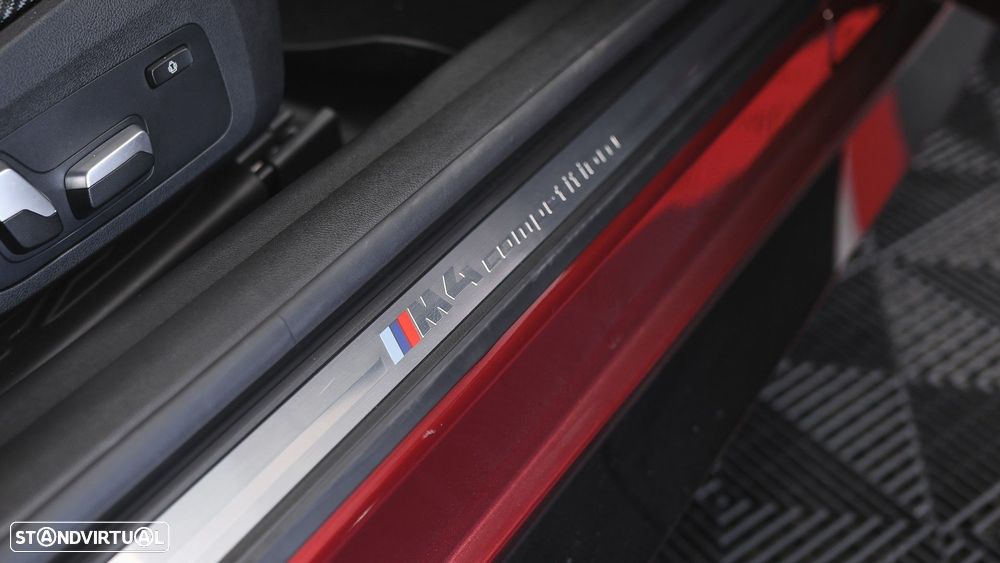 BMW M4 Competition Pack 50 anos M - 47