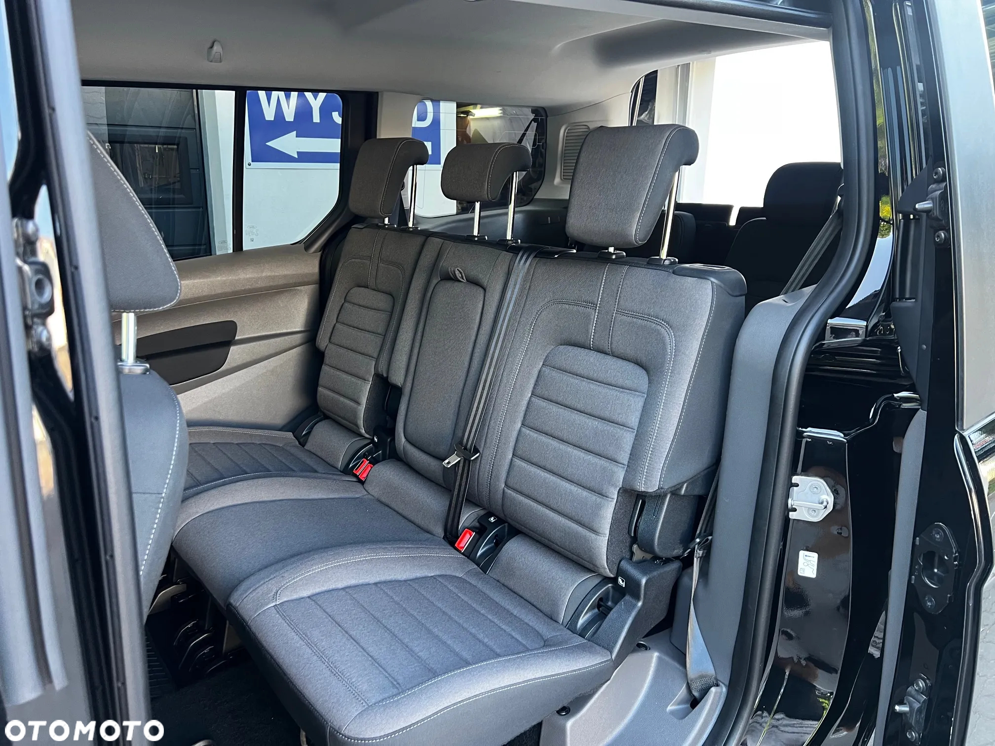 Ford Tourneo Connect Grand 1.5 TDCi Start/Stop Titanium - 8