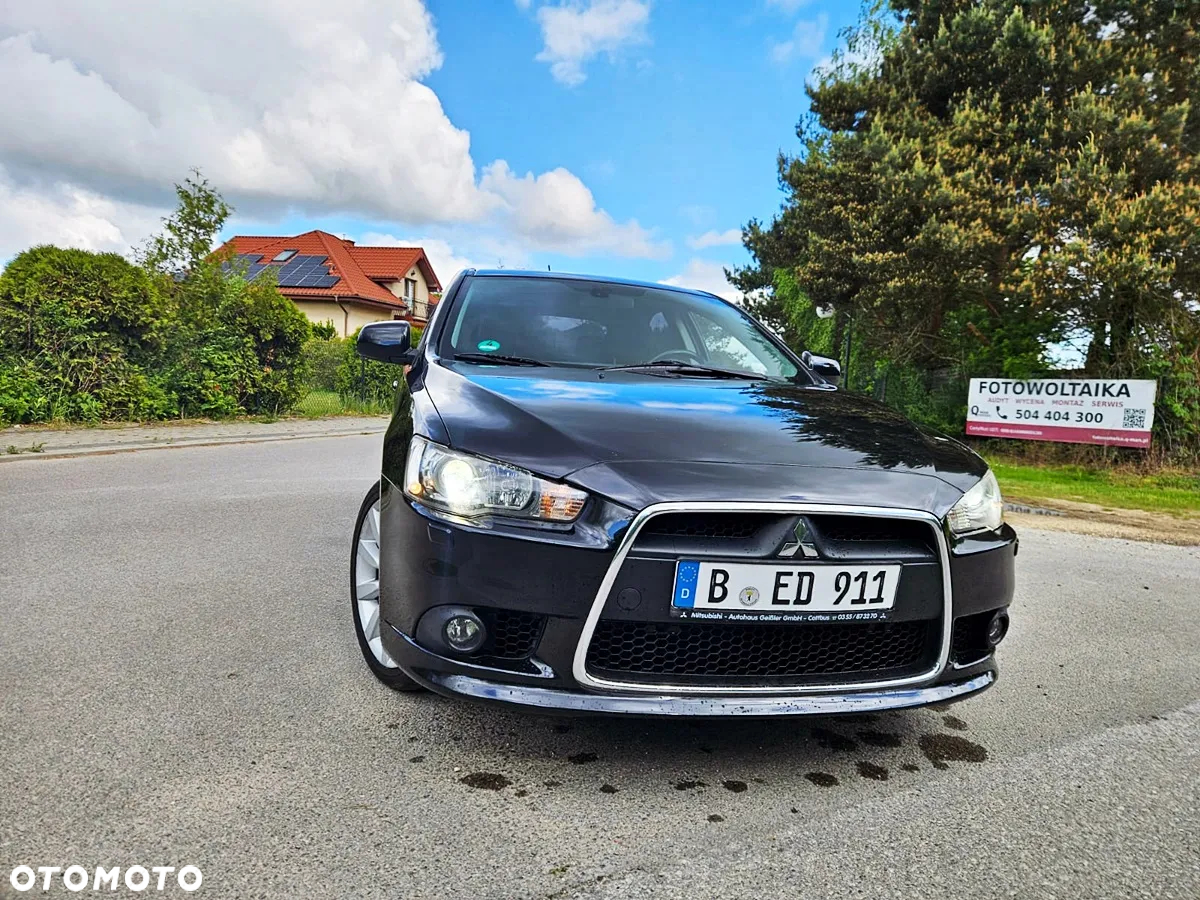 Mitsubishi Lancer 1.8 Instyle NAVI CVT - 2