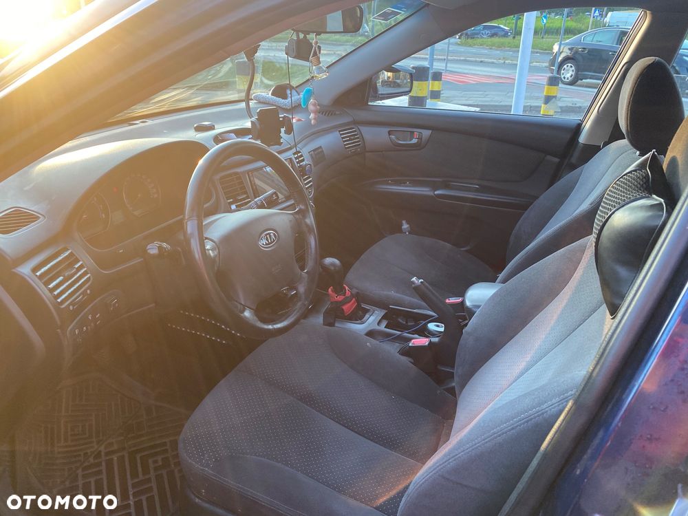 Kia Magentis 2.0 Gold - 8