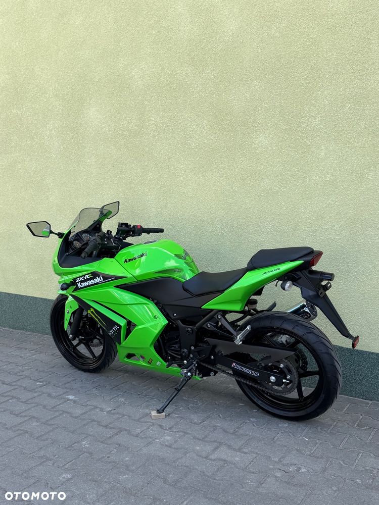 Kawasaki Ninja 250R - 20