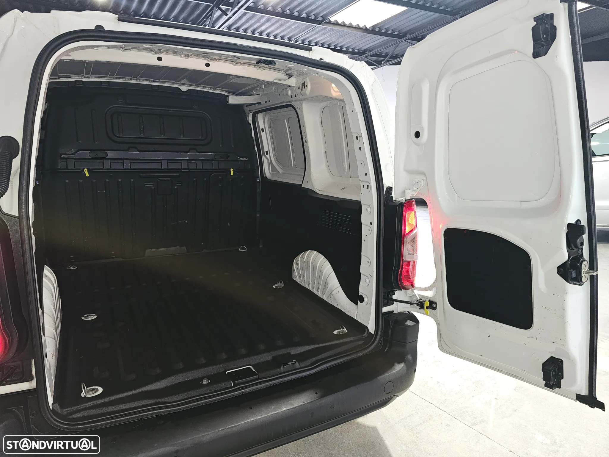 Opel Combo Life 1.5 CDTi L1H1 Enjoy - 4