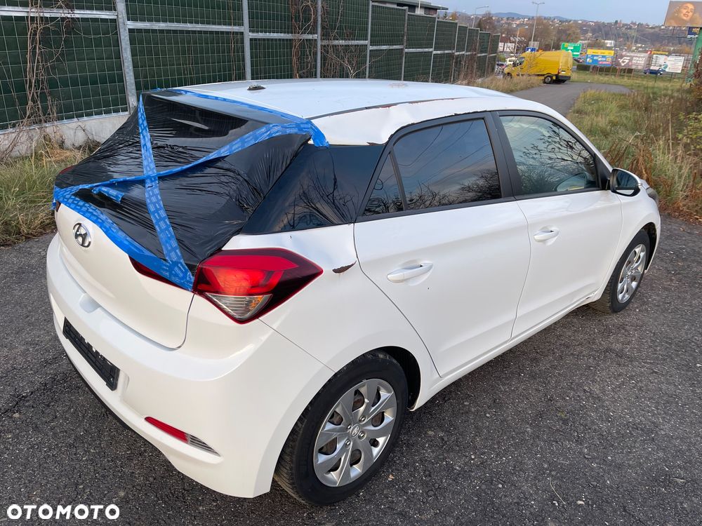Hyundai i20 1.1 CRDi BlueDrive Fresh - 4