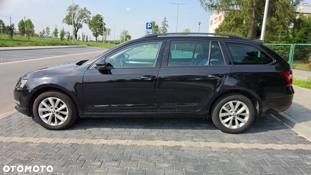 Skoda Octavia 1.6 TDI Ambition DSG - 6