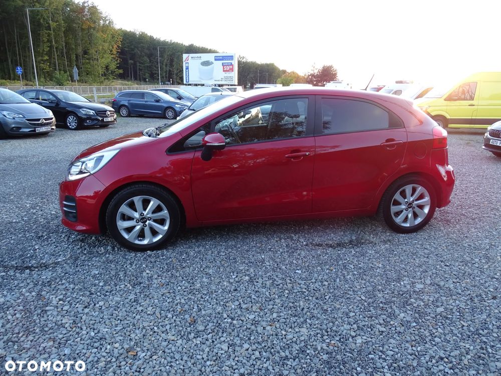 Kia Rio 2016 photo 3