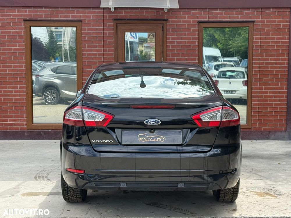 Ford Mondeo - 26