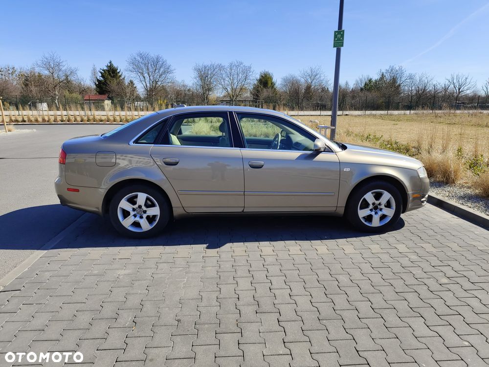 Audi A4 Limousine 2.0 T FSI multitronic - 9